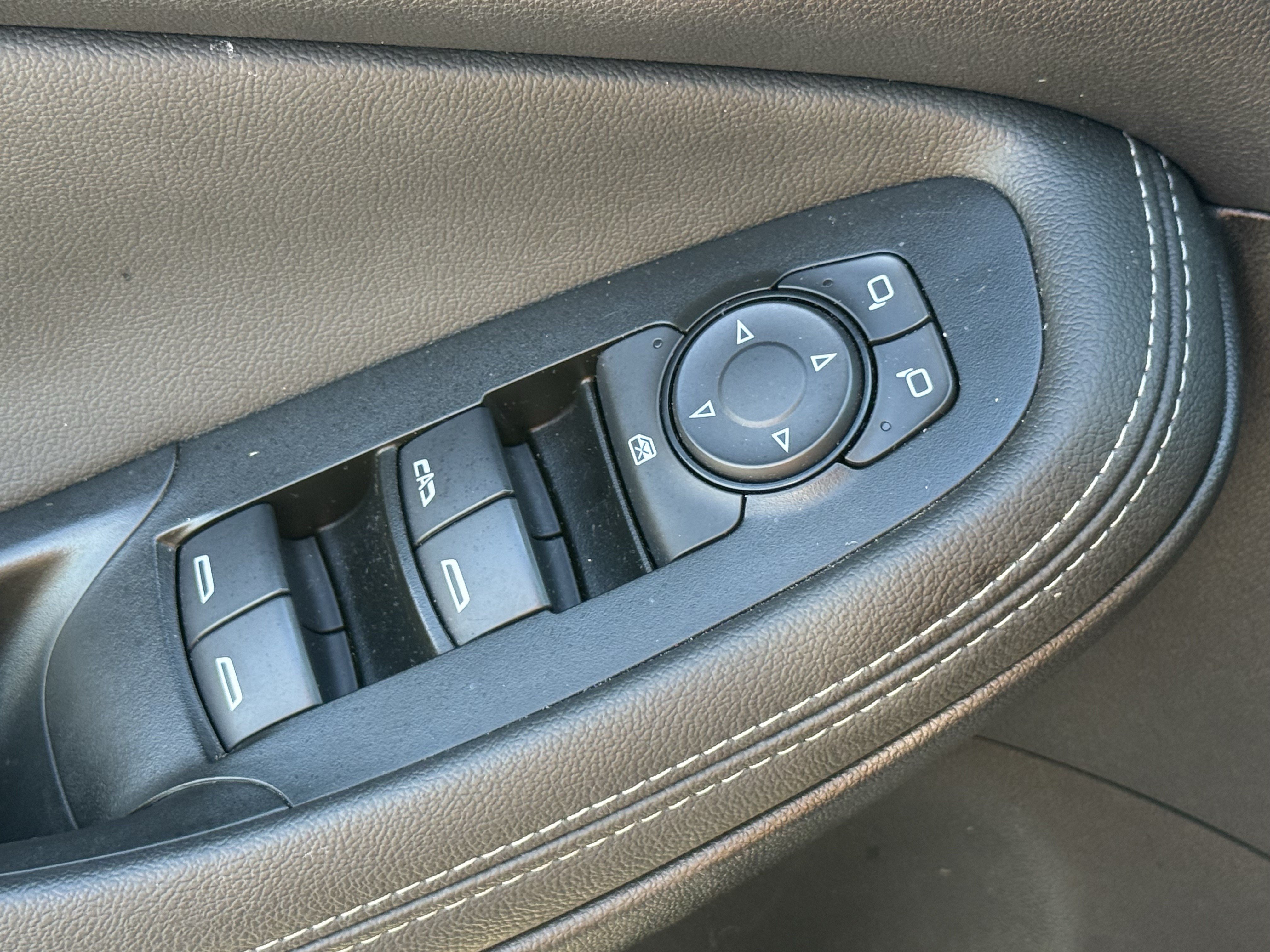 Used 2023 Buick Encore GX Preferred FWD image 26