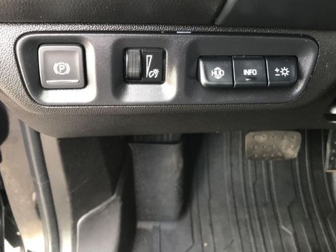 Certified 2023 GMC Acadia SLT w/ Elevation Edition AWD/4WD image 44