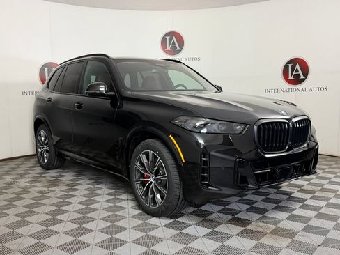 New 2026 BMW X5 xDrive40i w/ M Sport Package AWD/4WD image 1