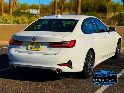 Used 2020 BMW 330i Sedan w/ Premium Package image 4