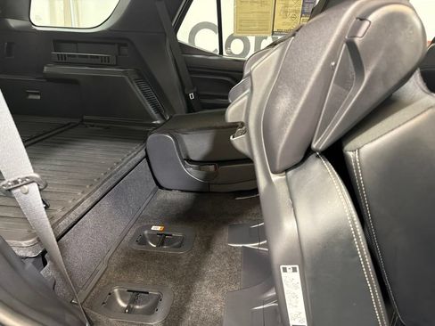 Used 2025 Toyota 4Runner TRD Off-Road Premium AWD/4WD image 13
