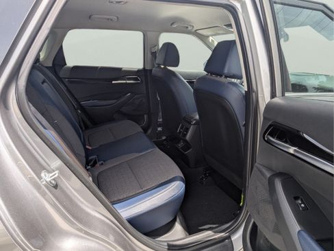 Certified 2024 Kia Seltos S FWD image 32