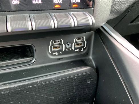 Used 2020 RAM 1500 Lone Star RWD image 31