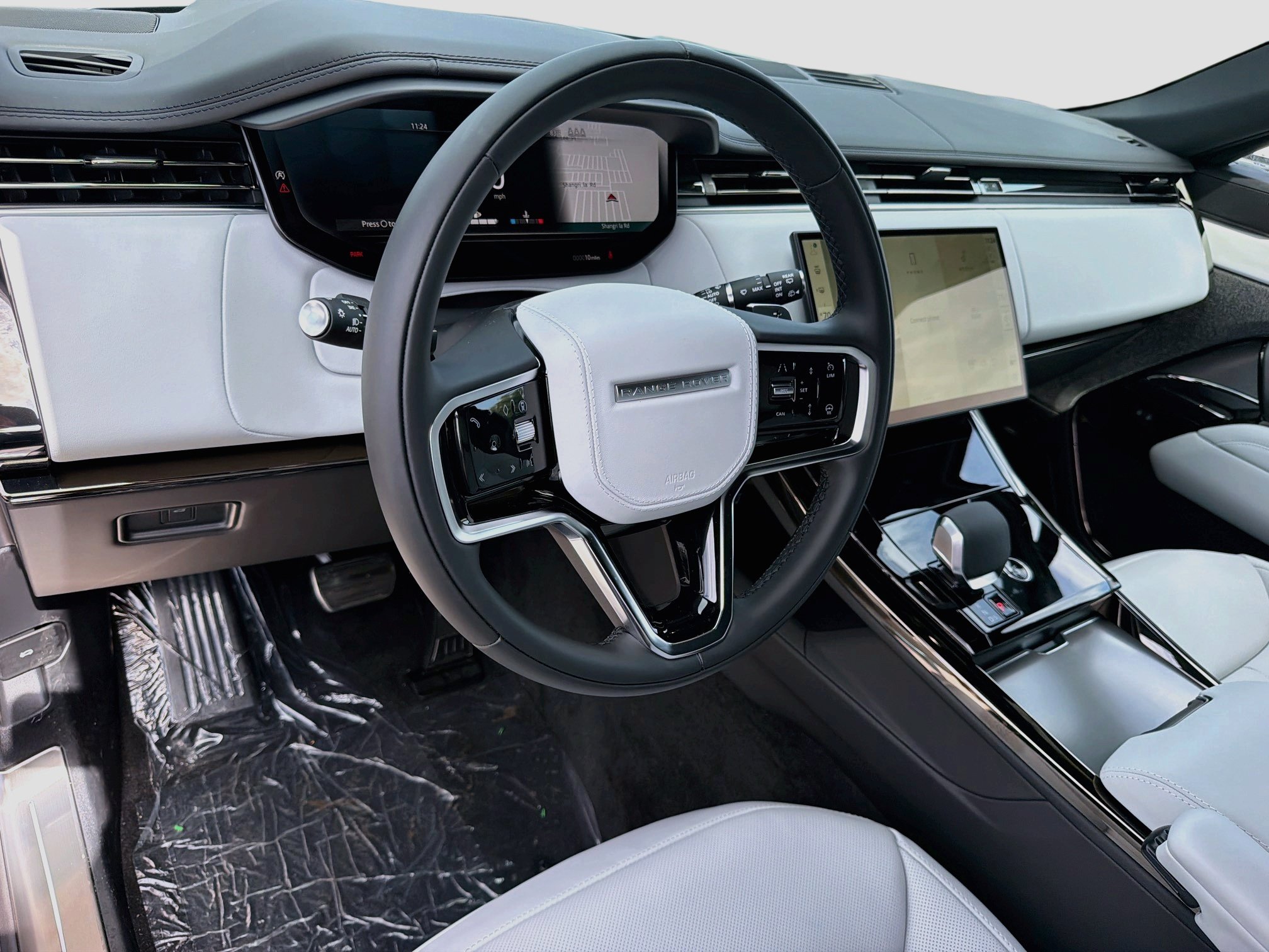 New 2027 Land Rover Range Rover Sport SE AWD/4WD image 27