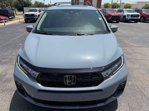 Used 2025 Honda Odyssey Touring image 6