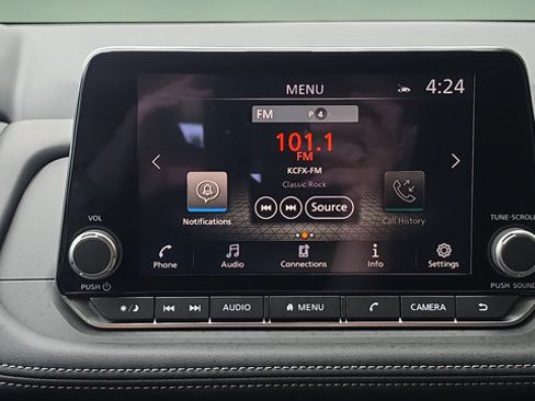 Certified 2026 Nissan Rogue SV FWD image 9