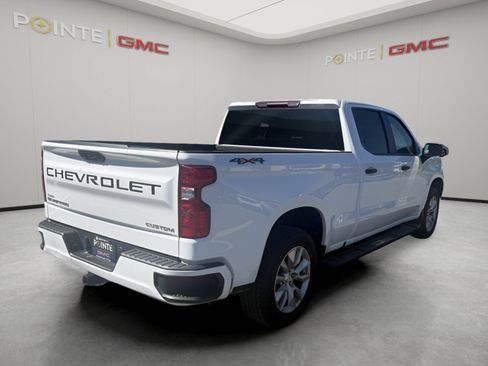 Used 2023 Chevrolet Silverado 1500 Custom AWD/4WD image 3