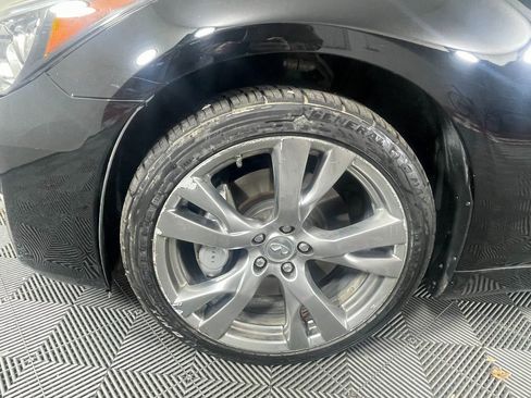 Used 2017 INFINITI Q70 L 3.7 image 12