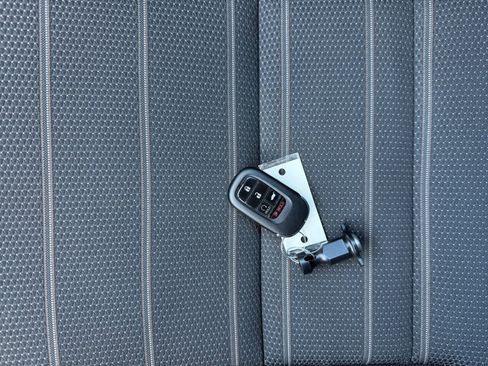 Used 2024 Honda CR-V Sport image 10