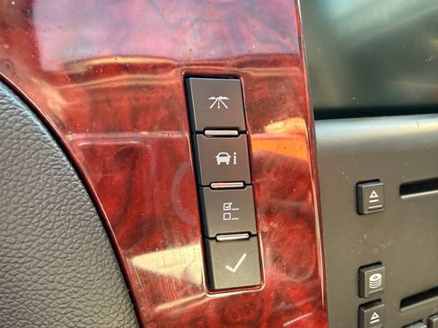 Used 2008 Cadillac Escalade EXT image 20