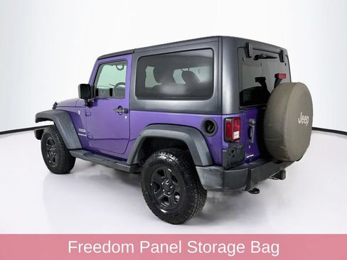 Used 2017 Jeep Wrangler Sport w/ Connectivity Group AWD/4WD image 5