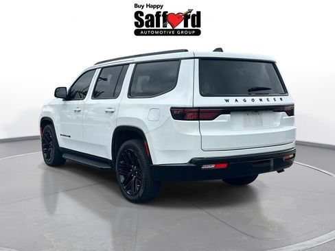 Used 2024 Jeep Wagoneer Series II AWD/4WD image 6