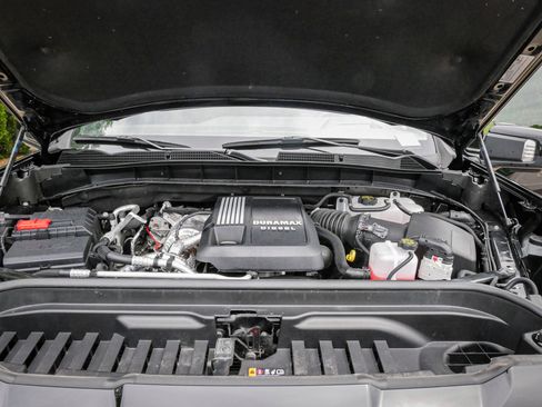 Used 2025 GMC Sierra 1500 AT4 w/ Technology Package AWD/4WD image 34