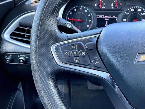 Used 2024 Chevrolet Malibu LT FWD image 11