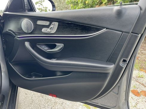 Used 2019 Mercedes-Benz E 300 4MATIC w/ Premium 1 Package image 32