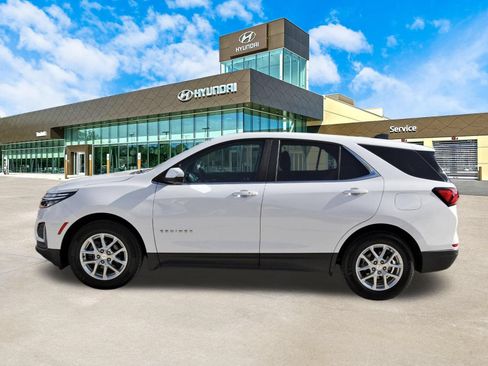 Used 2022 Chevrolet Equinox LT FWD image 9