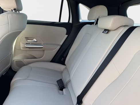 Certified 2025 Mercedes-Benz GLA 250 image 13