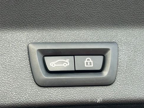 Used 2023 BMW X3 sDrive30i w/ M Sport Package image 59