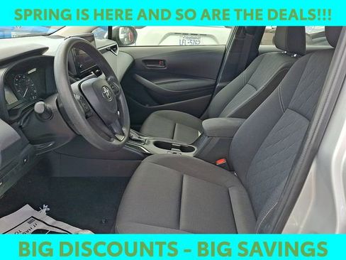Used 2025 Toyota Corolla LE image 14