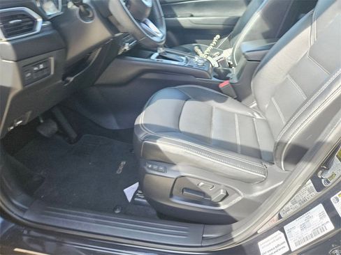 Used 2025 MAZDA CX-5 AWD 2.5 S w/ Preferred Package image 11