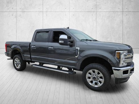 Used 2019 Ford F250 Lariat w/ Lariat Ultimate Package AWD/4WD image 1
