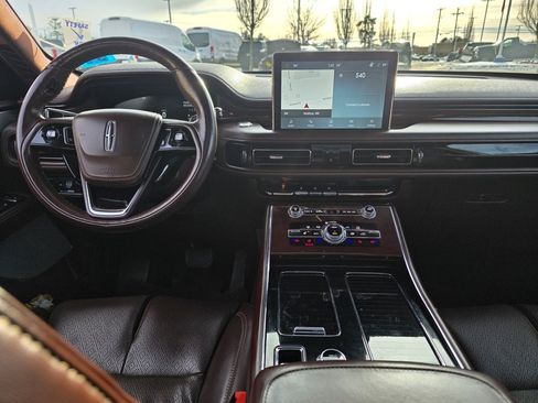 Used 2023 Lincoln Aviator Black Label w/ Dynamic Handling Package image 13