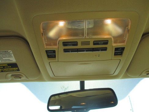 Used 2016 Toyota Highlander XLE image 21