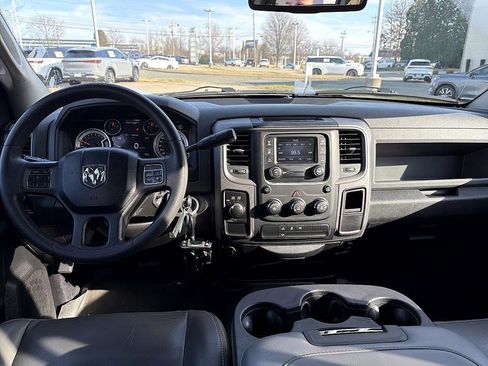 Used 2013 RAM 1500 Express image 19