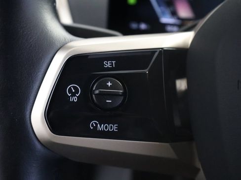 Used 2023 BMW iX xDrive50 AWD/4WD image 23