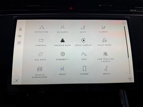 New 2025 Land Rover Range Rover Sport Dynamic SE image 17