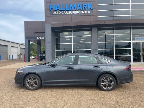 Used 2024 Honda Accord EX image 5