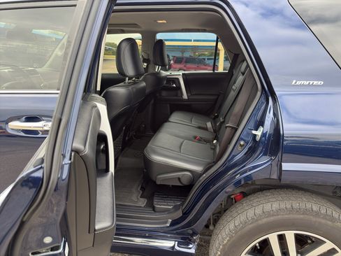 Used 2021 Toyota 4Runner Limited AWD/4WD image 13