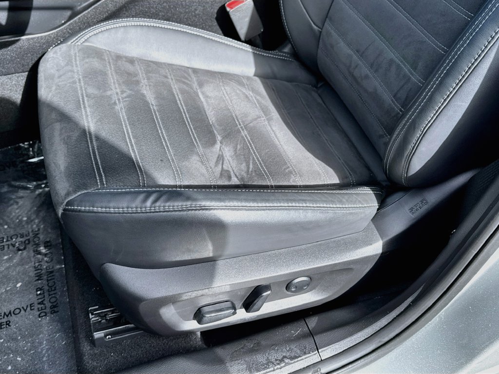 Used 2023 Mitsubishi Outlander SE AWD/4WD image 17