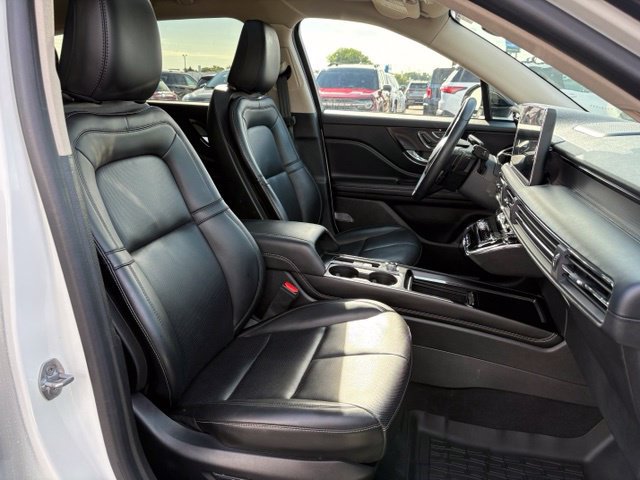 Used 2024 Lincoln Corsair AWD w/ Equipment Group 101A image 12