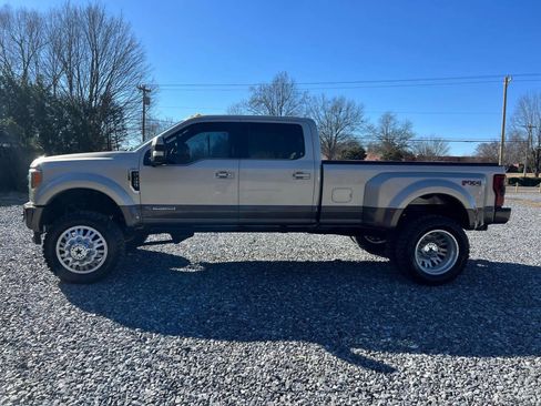 Used 2017 Ford F450 King Ranch w/ King Ranch Ultimate Package image 4