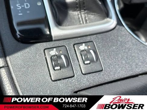 Used 2019 Toyota Highlander XLE AWD/4WD image 18