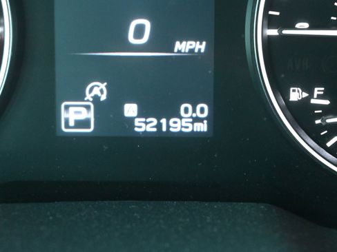 Used 2022 Subaru Outback Premium image 15