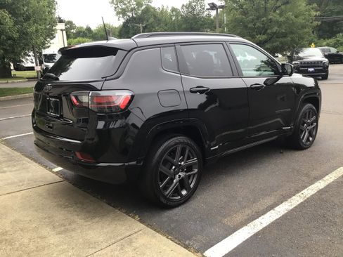 New 2025 Jeep Compass Limited w/ High Altitude Package image 7