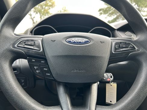 Used 2018 Ford Focus SE image 21