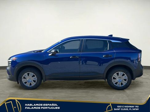 Used 2025 Nissan Kicks S FWD image 3