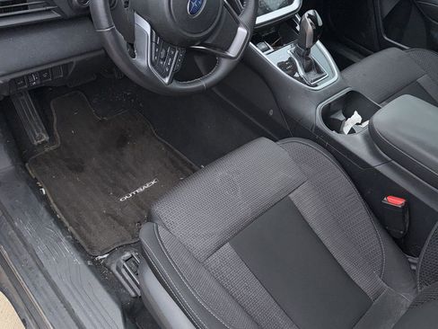 Used 2024 Subaru Outback Premium w/ Popular Package #1A image 6