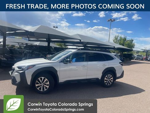 Used 2025 Subaru Outback Premium w/ Popular Package #1 AWD/4WD image 6