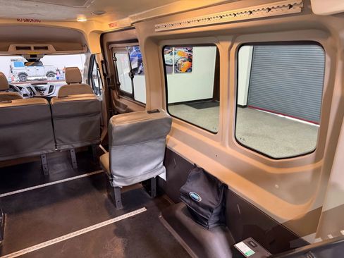 Used 2015 Ford Transit 250 148 Medium Roof image 47