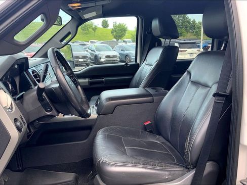 Used 2011 Ford F250 Lariat w/ Lariat Interior Pkg AWD/4WD image 9