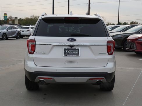 Used 2017 Ford Explorer Limited image 7