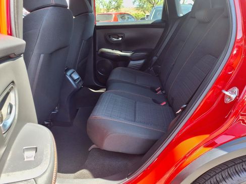 Used 2025 Honda HR-V Sport image 17