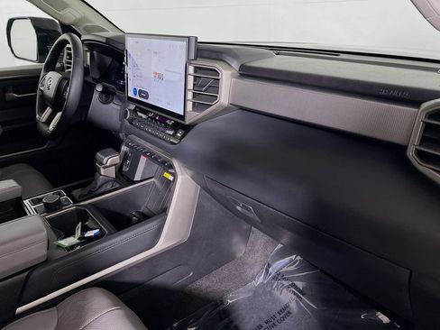 Used 2024 Toyota Tundra Limited AWD/4WD image 22