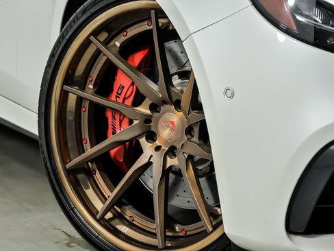 Used 2019 Mercedes-Benz E 63 AMG S image 4