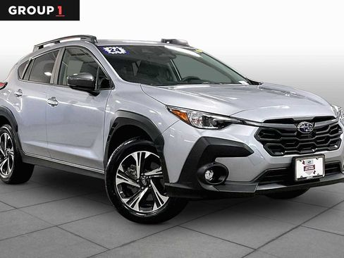 Used 2024 Subaru Crosstrek 2.0i Premium AWD/4WD image 3