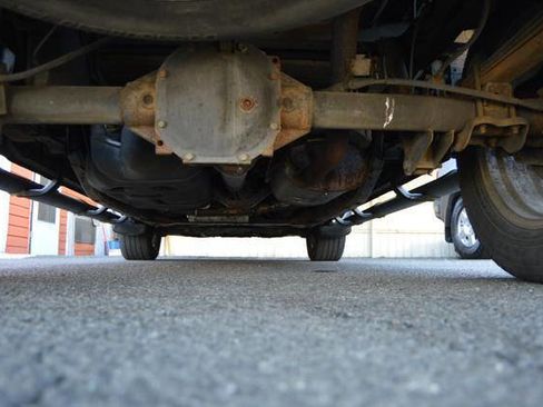 Used 2012 Nissan Frontier SL w/ Moonroof Pkg image 59